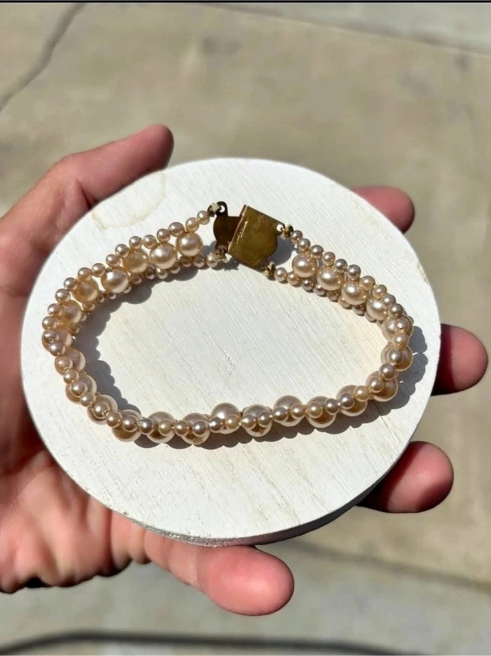 Vintage Japan Pearl Bracelet in Cream & Gold